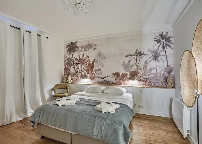 Eiffel Tower Trocadero By Prestige * Париж